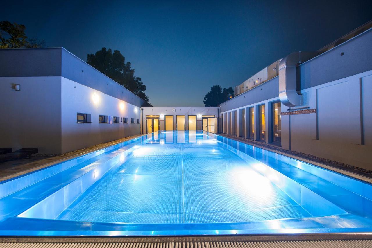 Termaly Male Bielice Hotel Partizanske Ngoại thất bức ảnh