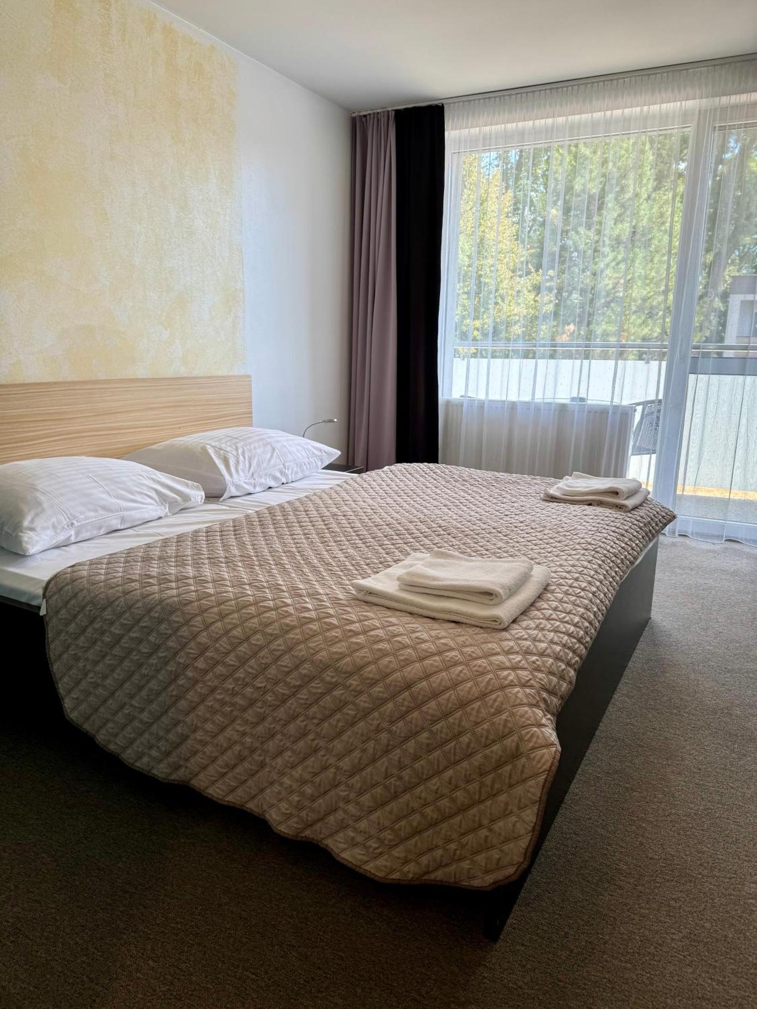 Termaly Male Bielice Hotel Partizanske Ngoại thất bức ảnh